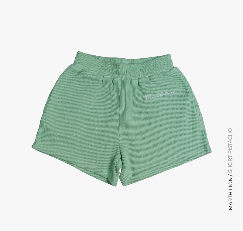 Pantalón corto texturizado de pistacho