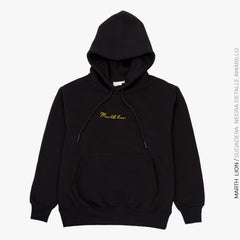 Sudadera negra con detalle amarillo